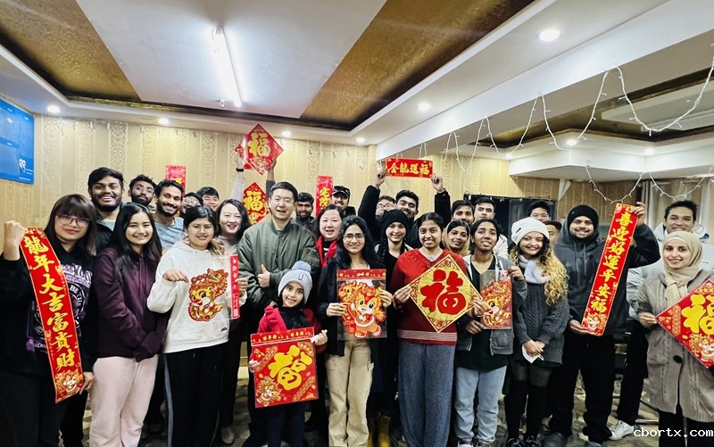 18luck备用登录开展2024年留学生新春慰问活动