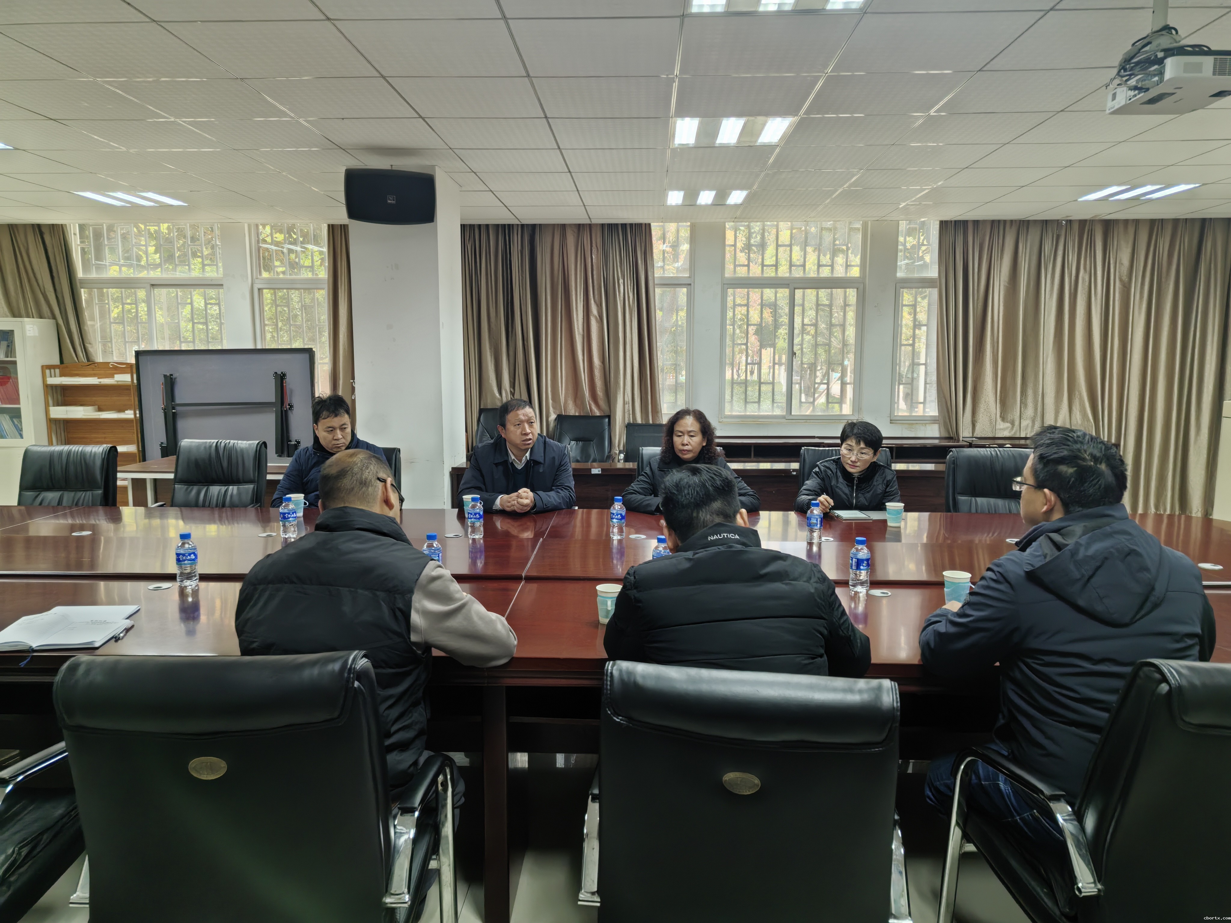 夏雪山校长一行到实验动物学部调研指导